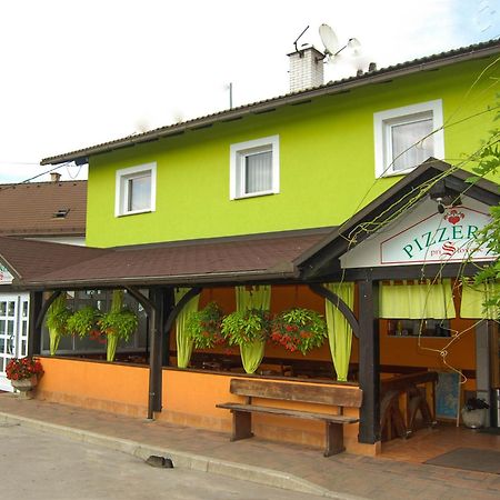 Penzion Pri Slovenc Dol pri Ljubljani Buitenkant foto