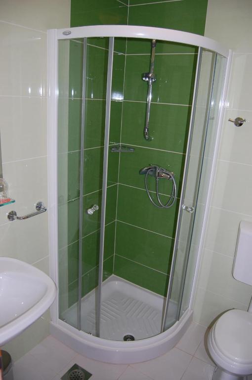 Penzion Pri Slovenc Dol pri Ljubljani Kamer foto