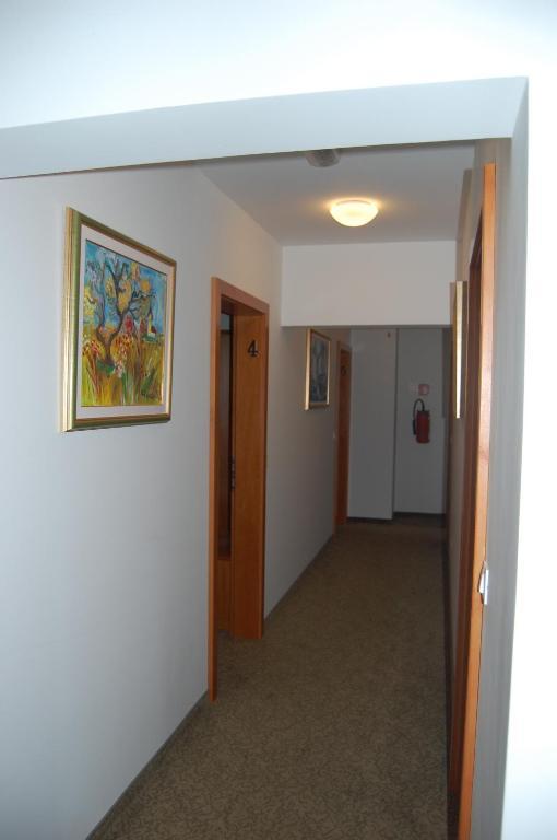 Penzion Pri Slovenc Dol pri Ljubljani Kamer foto