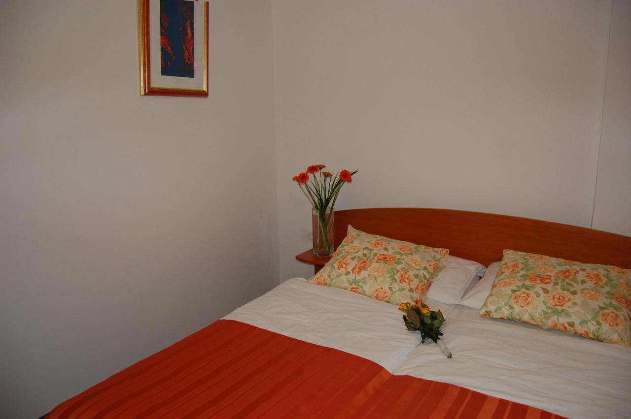 Penzion Pri Slovenc Dol pri Ljubljani Kamer foto